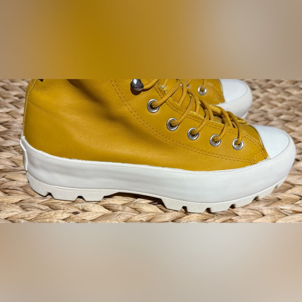Sold | Converse | High-Top Gore-Tex Waterproof Leather Lugged Sneakers Mustard - Picture 5 of 10